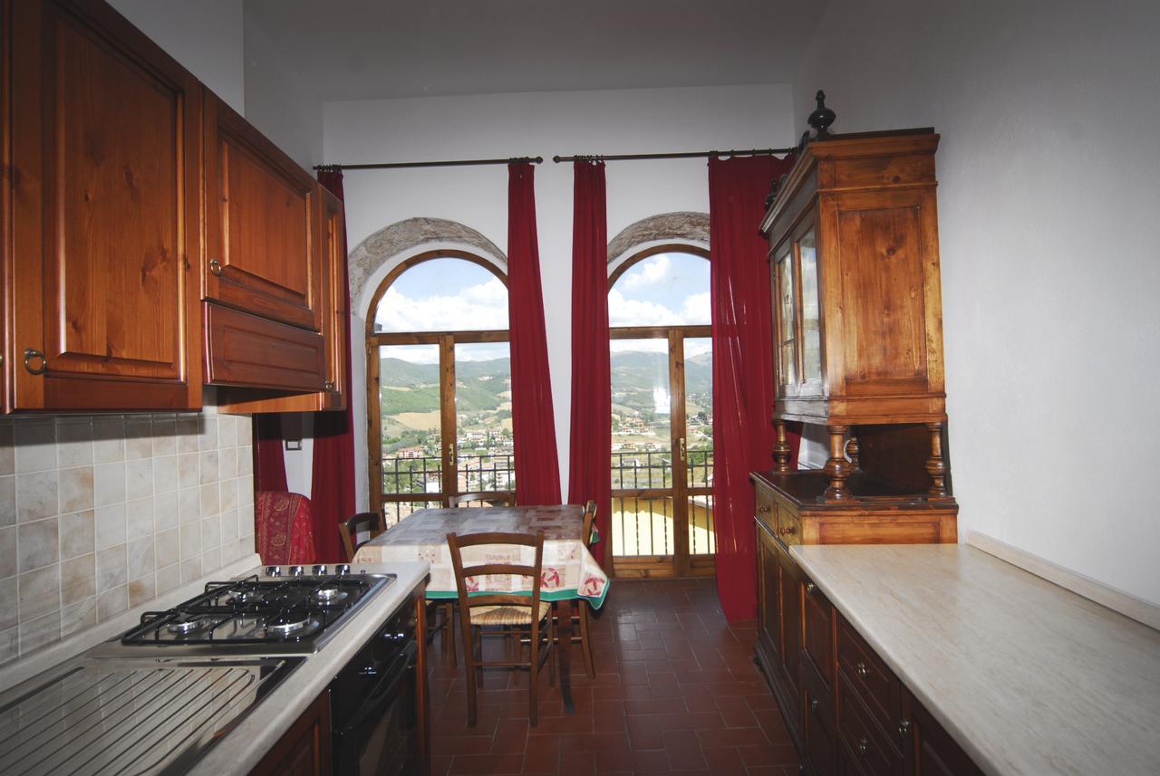 B&B Palazzo Sassatelli Cascia Exterior photo